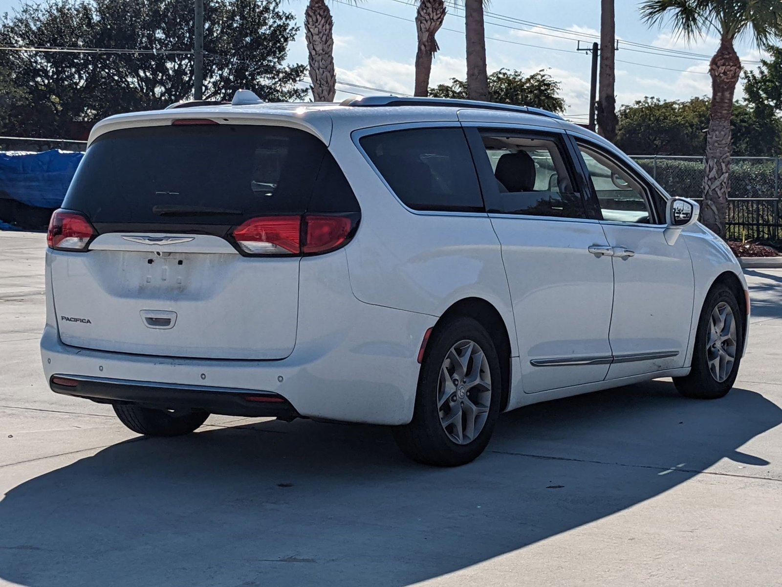 2019 Chrysler Pacifica Vehicle Photo in Davie, FL 33331