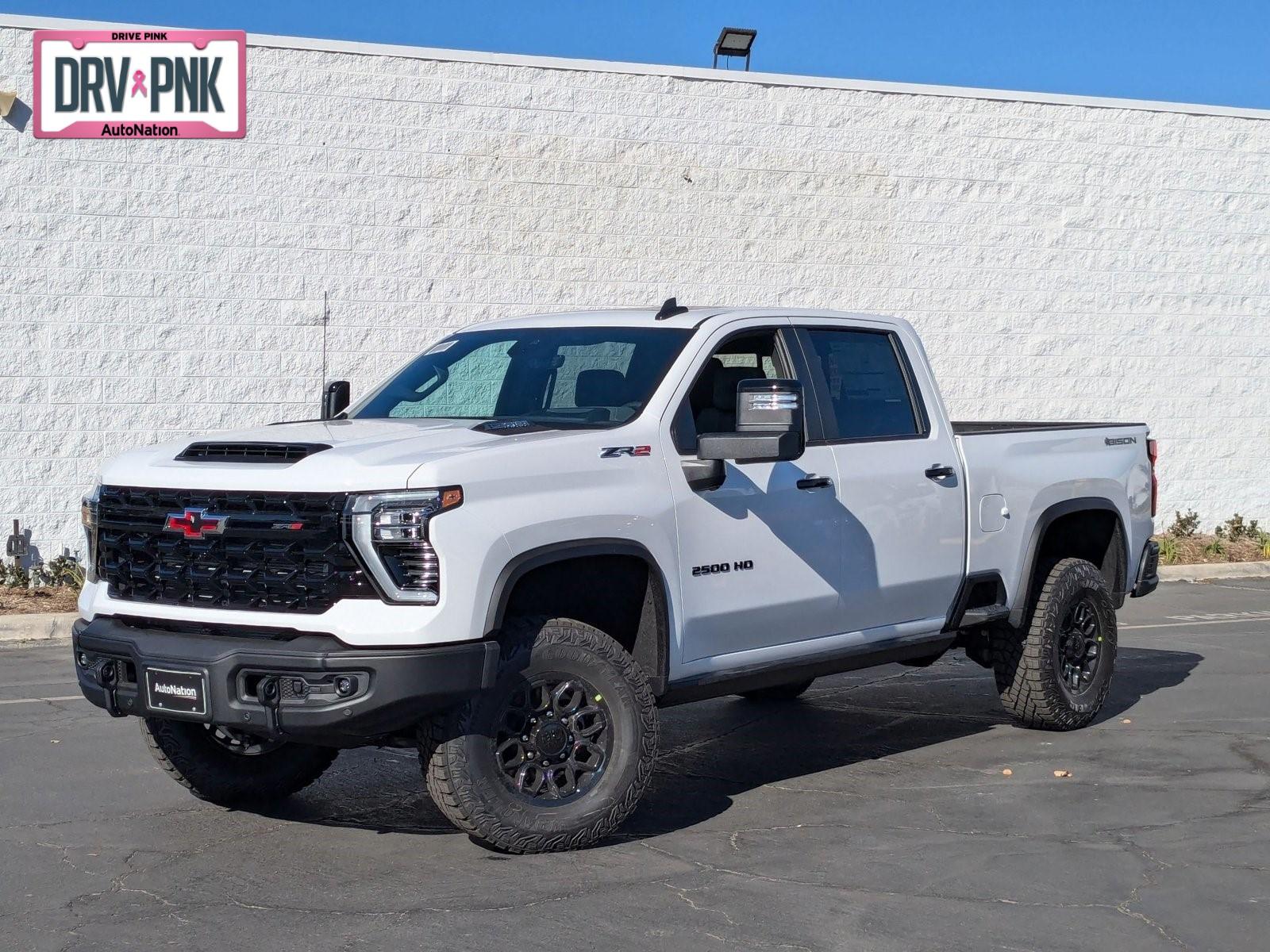 2025 Chevrolet Silverado 2500 HD Vehicle Photo in VALENCIA, CA 91355-1705