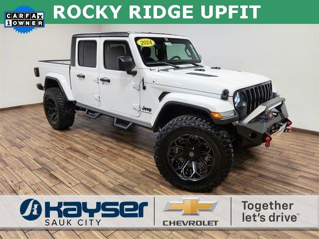 2023 Jeep Gladiator Vehicle Photo in SAUK CITY, WI 53583-1301