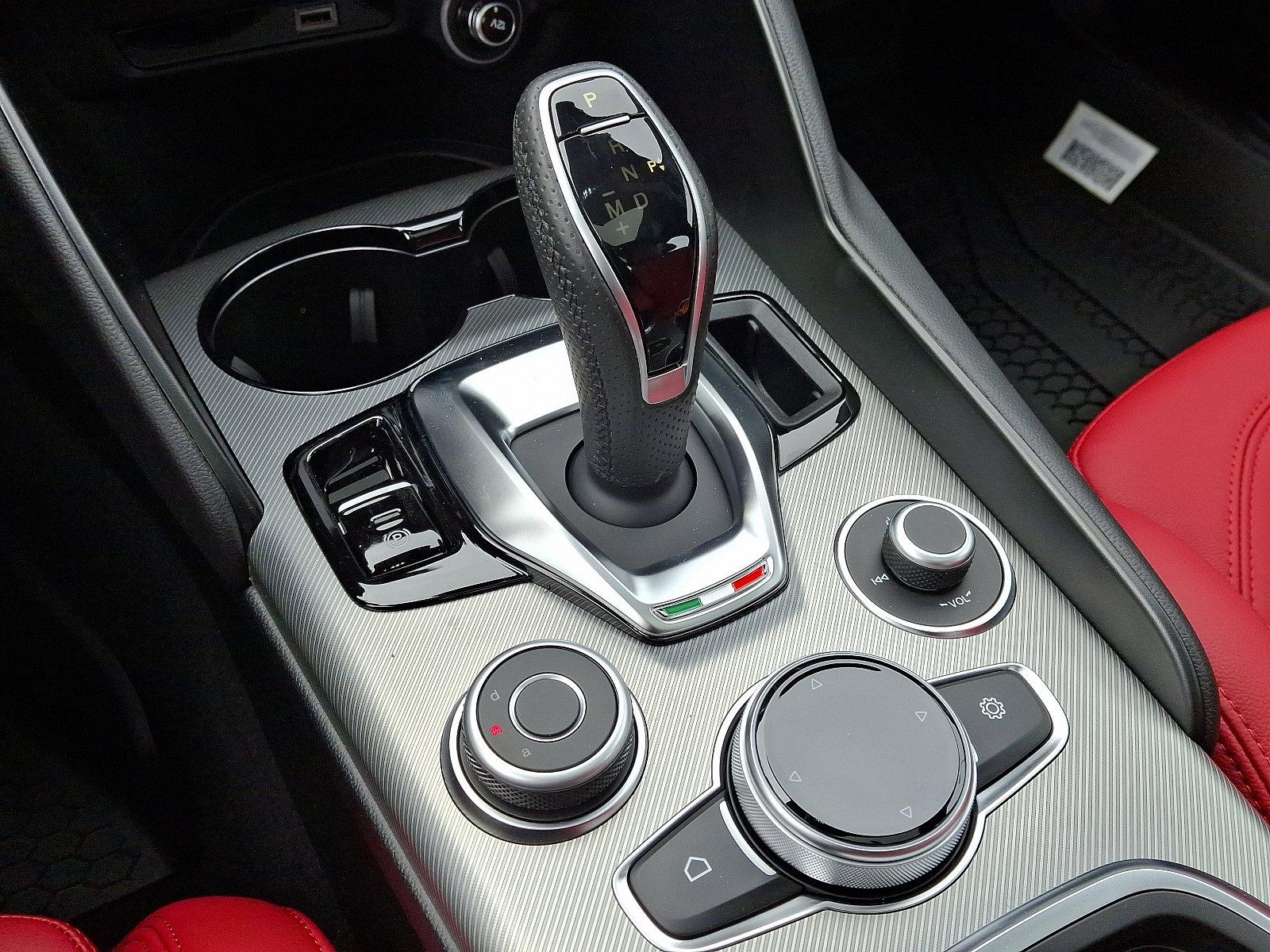 2025 Alfa Romeo Giulia Vehicle Photo in Mechanicsburg, PA 17050