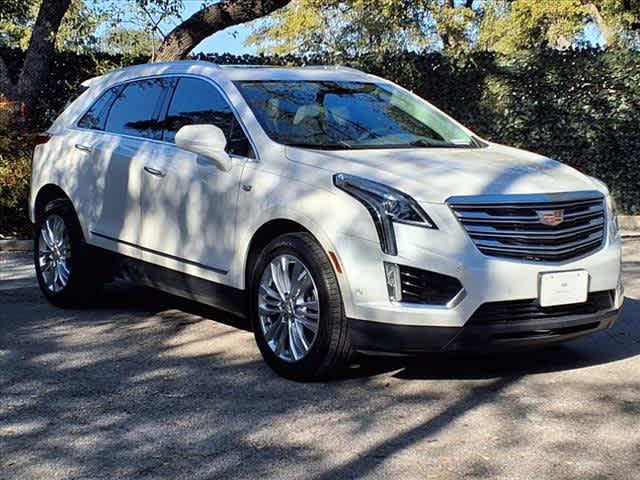 2017 Cadillac XT5 Vehicle Photo in San Antonio, TX 78230-1001