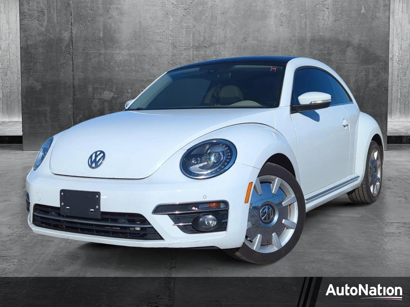 2019 Volkswagen Beetle Vehicle Photo in Memphis, TN 38128