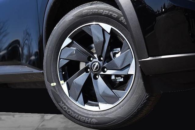 2025 Nissan Rogue Vehicle Photo in Ballwin, MO 63011