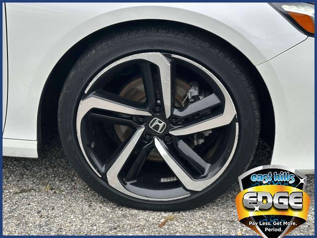 2021 Honda Accord Sedan Vehicle Photo in Roslyn, NY 11576