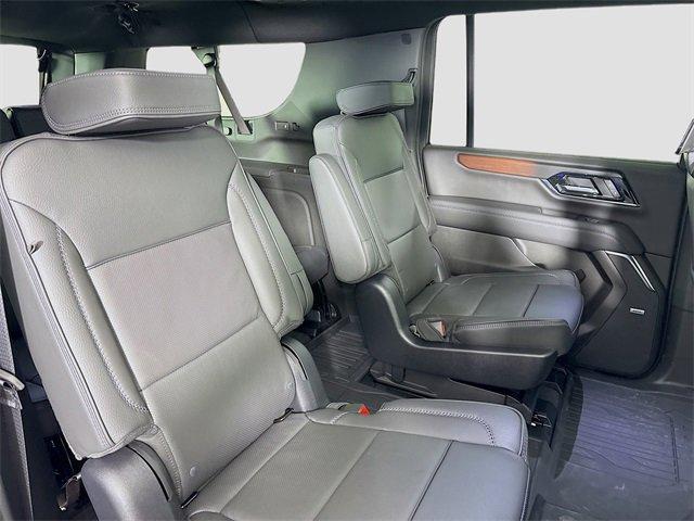 2025 GMC Yukon XL Vehicle Photo in PUYALLUP, WA 98371-4149