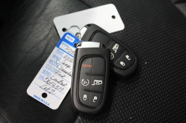 2020 Jeep Cherokee Vehicle Photo in Green Bay, WI 54304