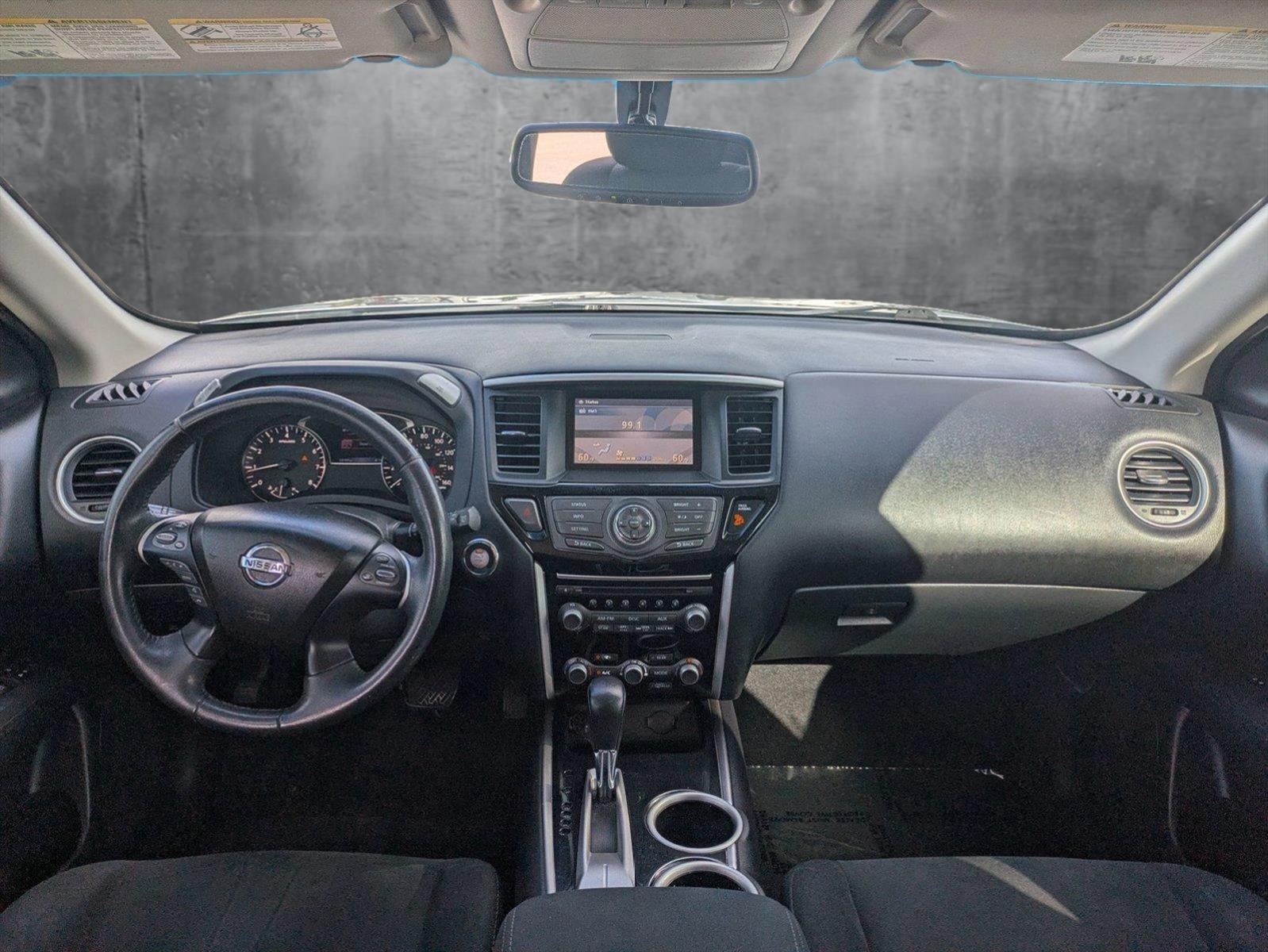 2016 Nissan Pathfinder Vehicle Photo in WEST PALM BEACH, FL 33407-3296