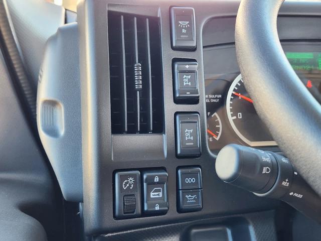2024 Chevrolet 4500 HD LCF Diesel Vehicle Photo in LEWISVILLE, TX 75067