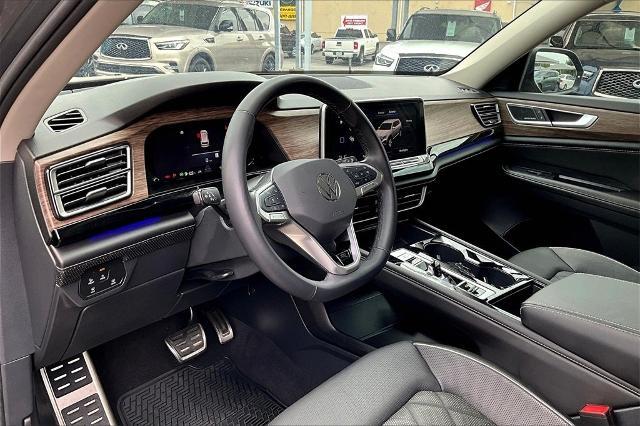 2024 Volkswagen Atlas Vehicle Photo in San Antonio, TX 78230