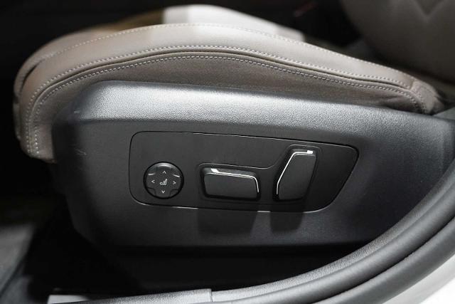 2024 BMW 530i xDrive Vehicle Photo in GRAPEVINE, TX 76051