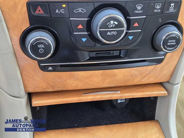 2014 Chrysler 300 Vehicle Photo in DENTON, TX 76210-9321