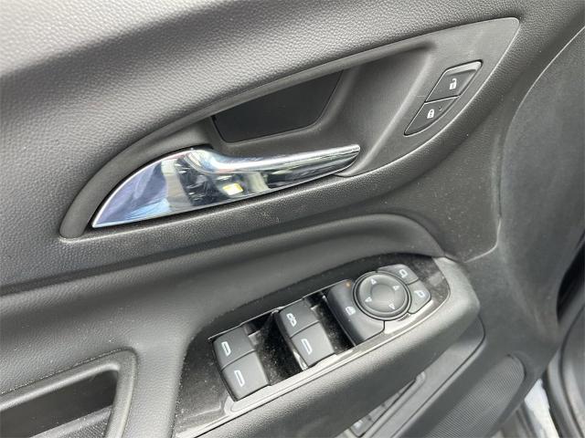2022 Chevrolet Equinox Vehicle Photo in TULLY, NY 13159-3159