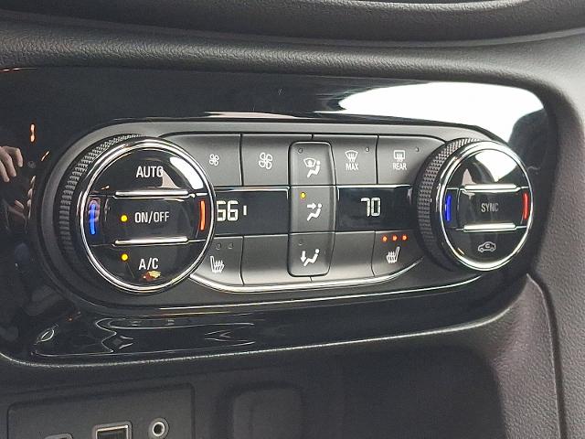 2022 Buick Encore GX Vehicle Photo in TREVOSE, PA 19053-4984