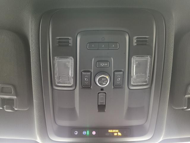 2023 Chevrolet Suburban Vehicle Photo in NEENAH, WI 54956-2243