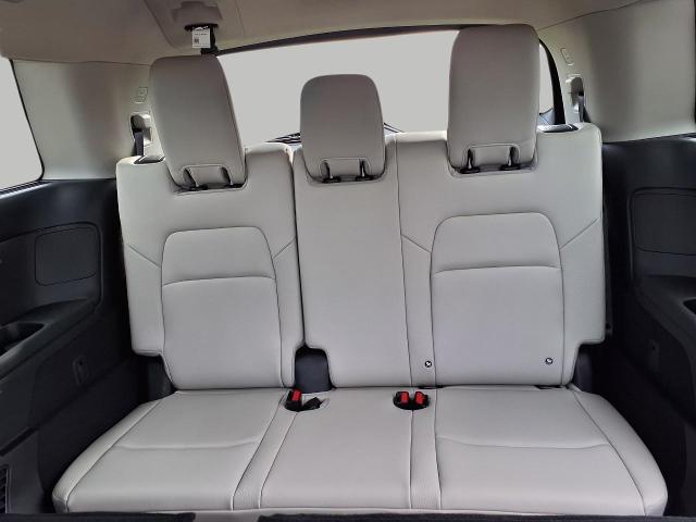 2025 Nissan Pathfinder Vehicle Photo in Oshkosh, WI 54904