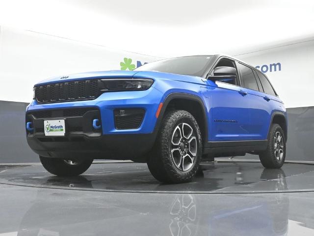 2023 Jeep Grand Cherokee 4xe Vehicle Photo in Cedar Rapids, IA 52402