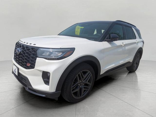 2025 Ford Explorer Vehicle Photo in Oshkosh, WI 54901