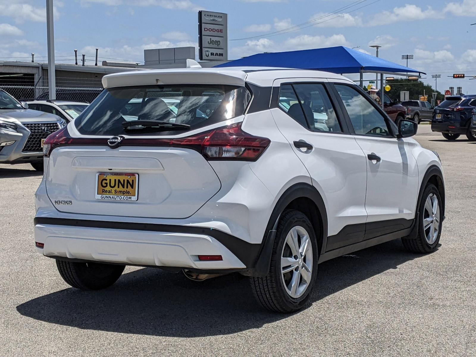 2022 Nissan Kicks Vehicle Photo in Seguin, TX 78155