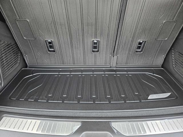 2025 GMC Yukon Vehicle Photo in DALLAS, TX 75209-3016