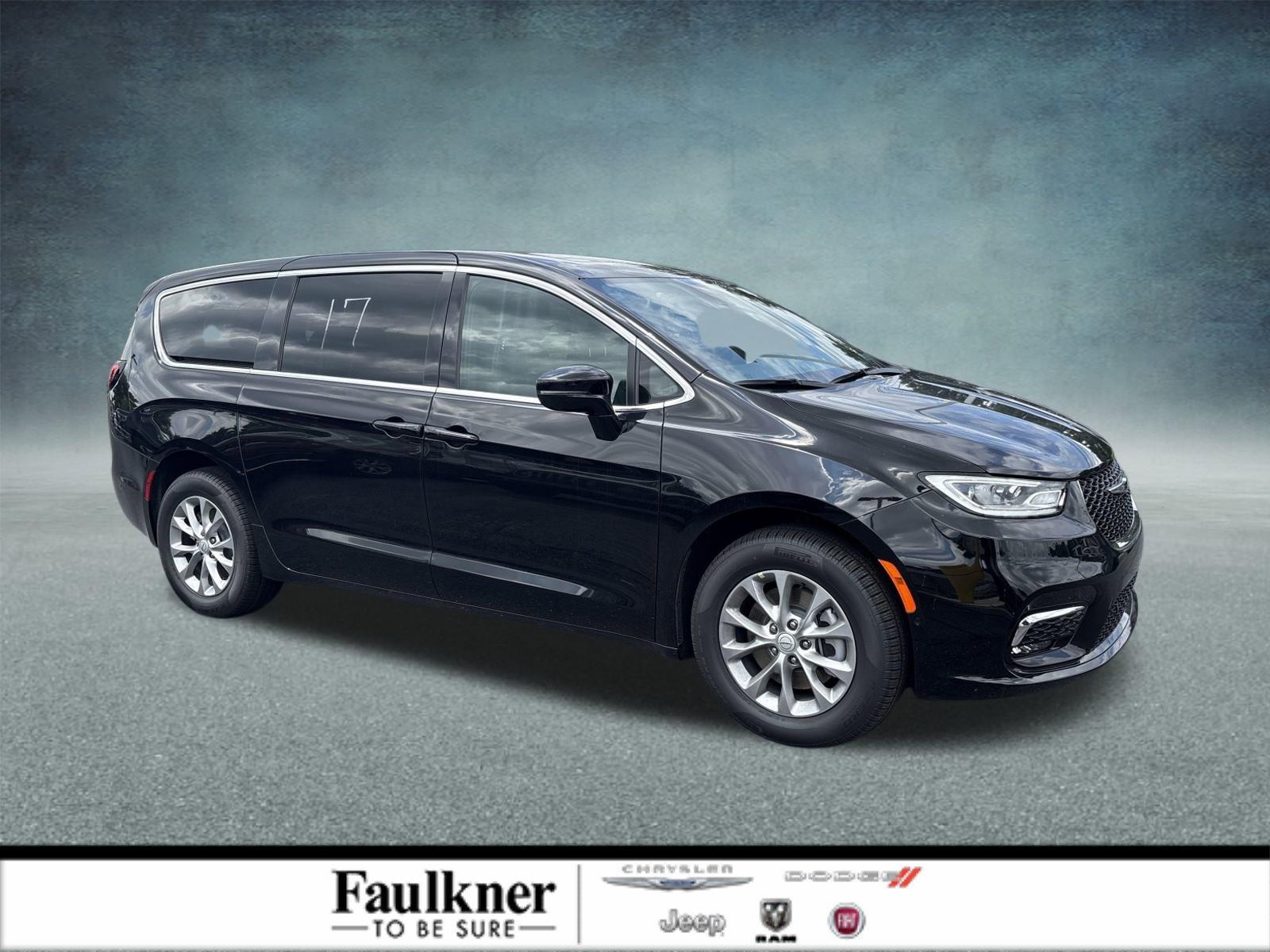2025 Chrysler Pacifica Vehicle Photo in Mechanicsburg, PA 17050-1707