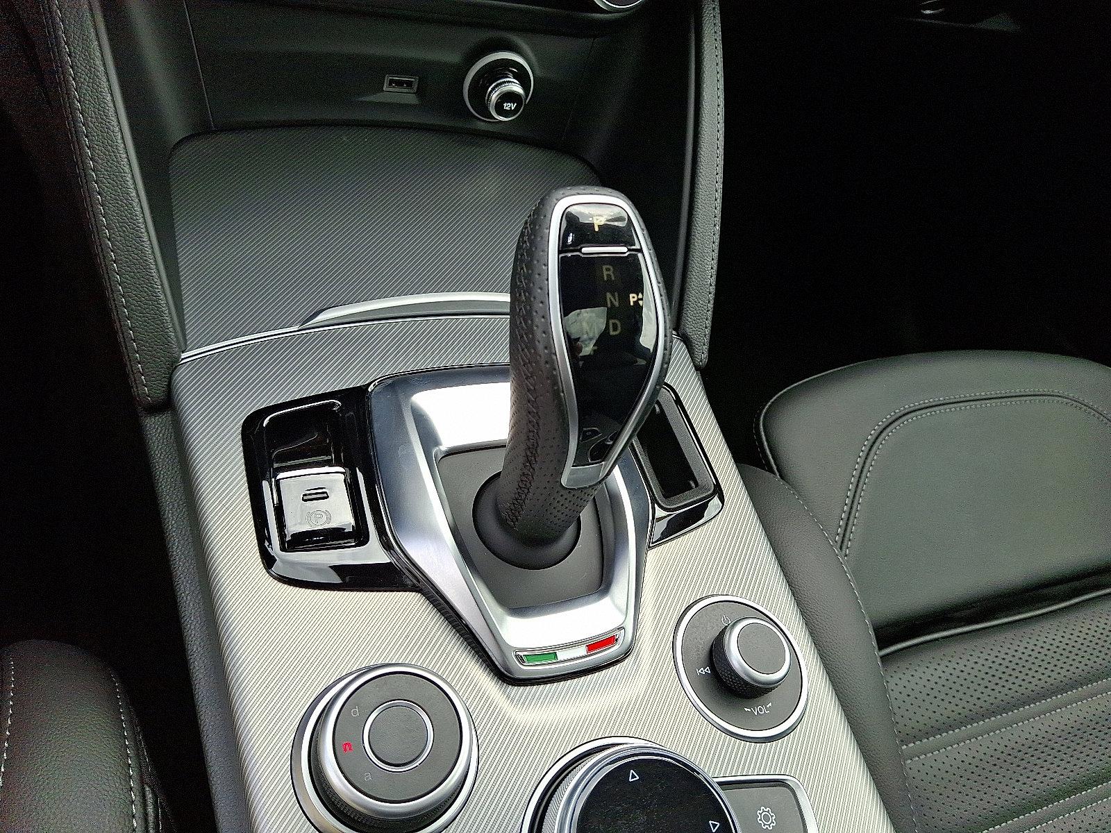 2025 Alfa Romeo Stelvio Vehicle Photo in Willow Grove, PA 19090