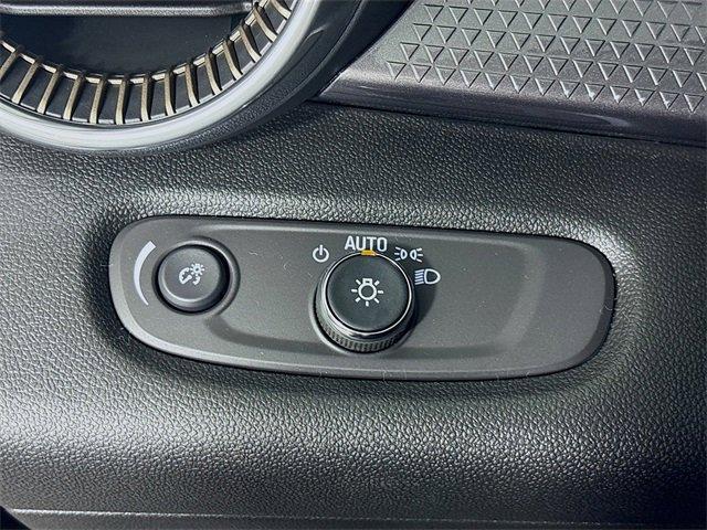 2025 Chevrolet Trax Vehicle Photo in PUYALLUP, WA 98371-4149