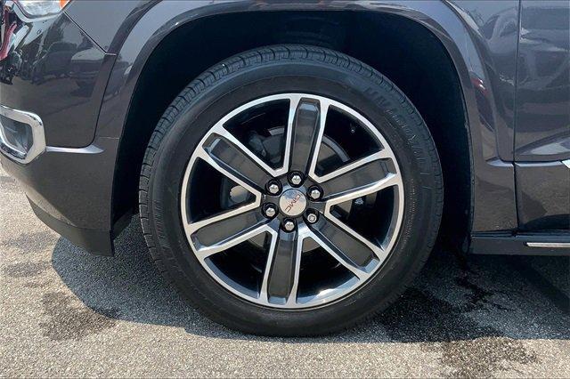 2017 GMC Acadia Vehicle Photo in INDEPENDENCE, MO 64055-1377