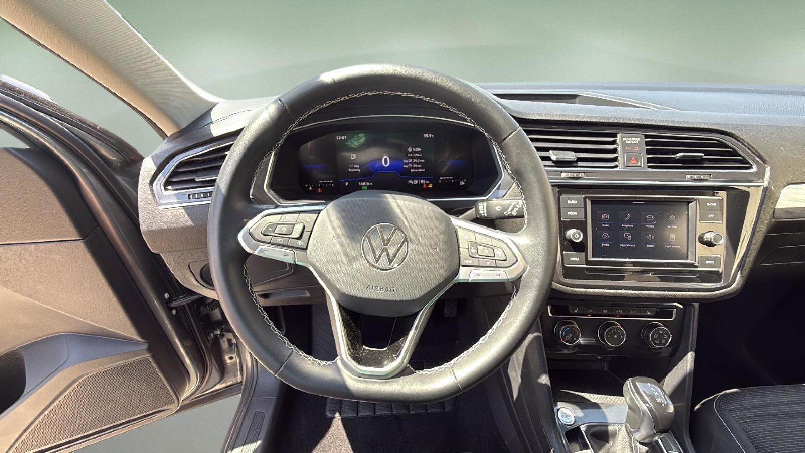 2023 Volkswagen Tiguan Vehicle Photo in Georgetown, TX 78626