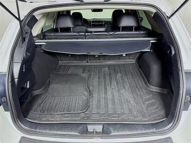 2018 Subaru Outback Vehicle Photo in Puyallup, WA 98371