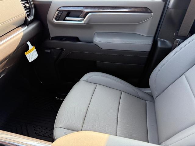 2025 Chevrolet Silverado 1500 Vehicle Photo in COLUMBIA, MO 65203-3903