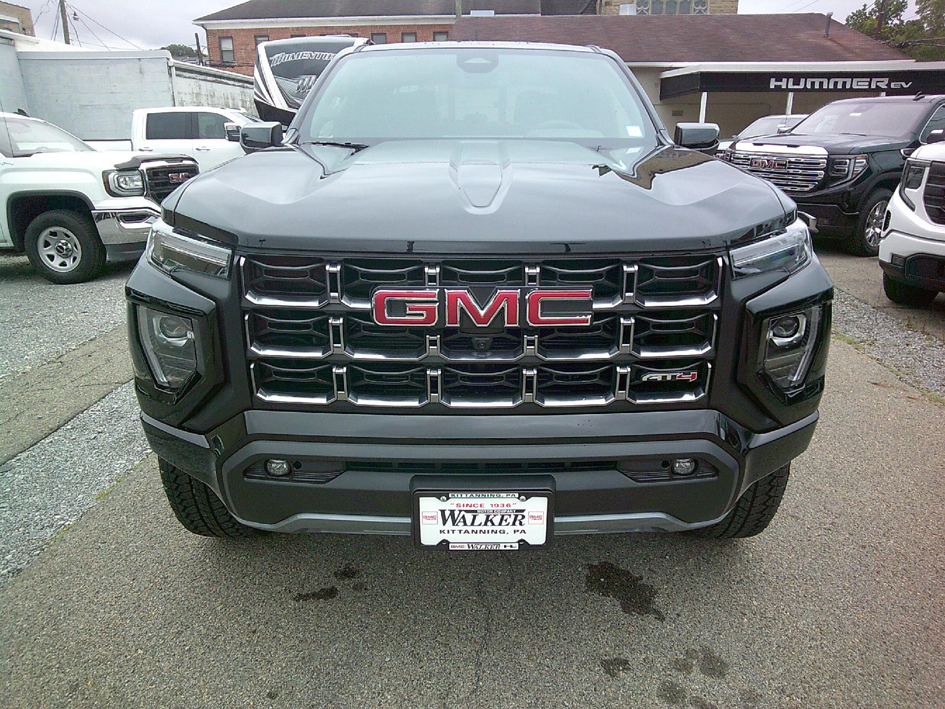 2024 GMC Canyon Vehicle Photo in KITTANNING, PA 16201-1536