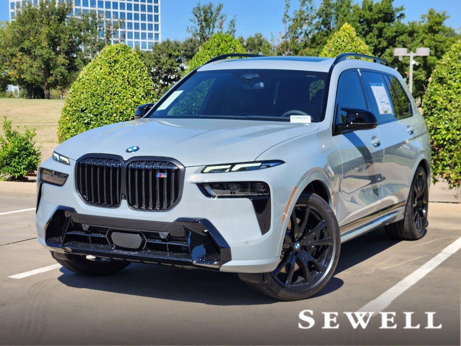 2025 BMW X7 M60i Vehicle Photo in PLANO, TX 75024