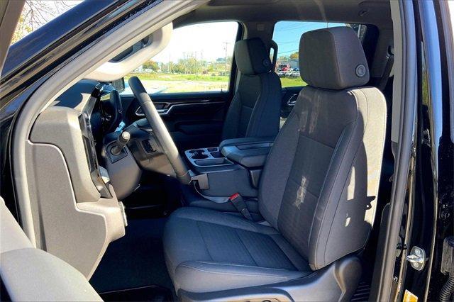 2024 Chevrolet Silverado 1500 Vehicle Photo in KANSAS CITY, MO 64114-4502