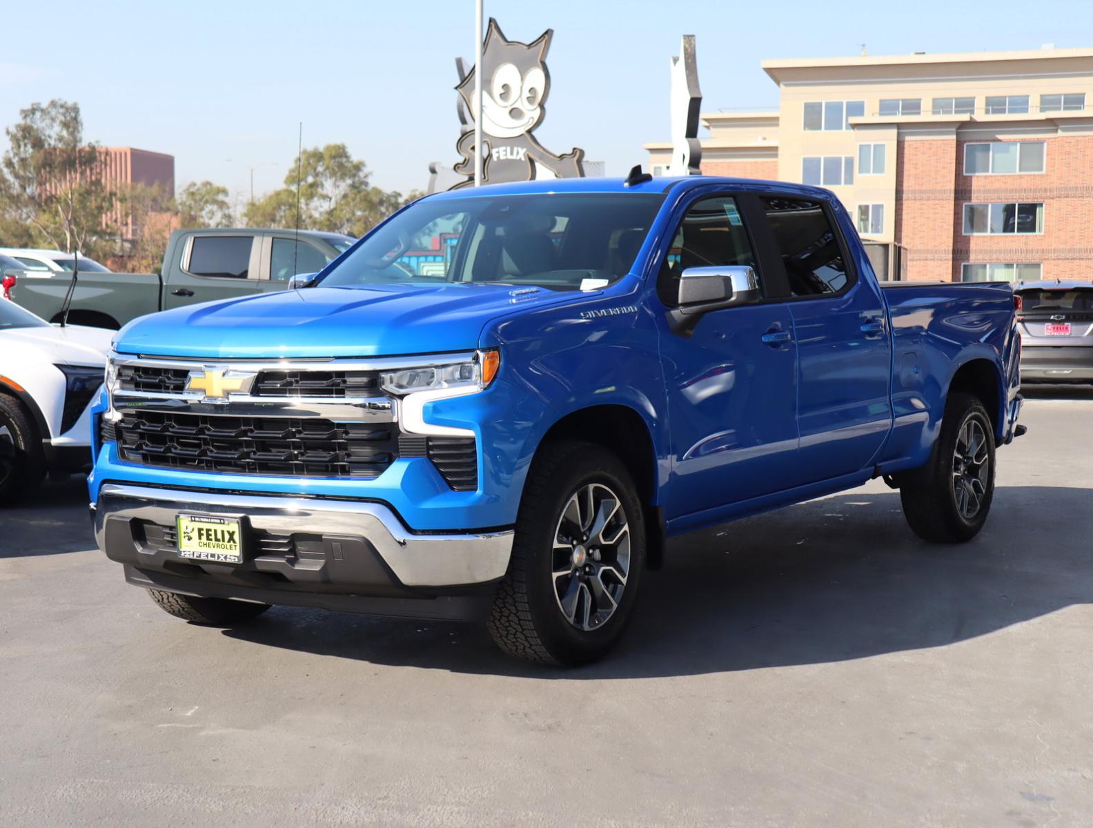 2025 Chevrolet Silverado 1500 Vehicle Photo in LOS ANGELES, CA 90007-3794