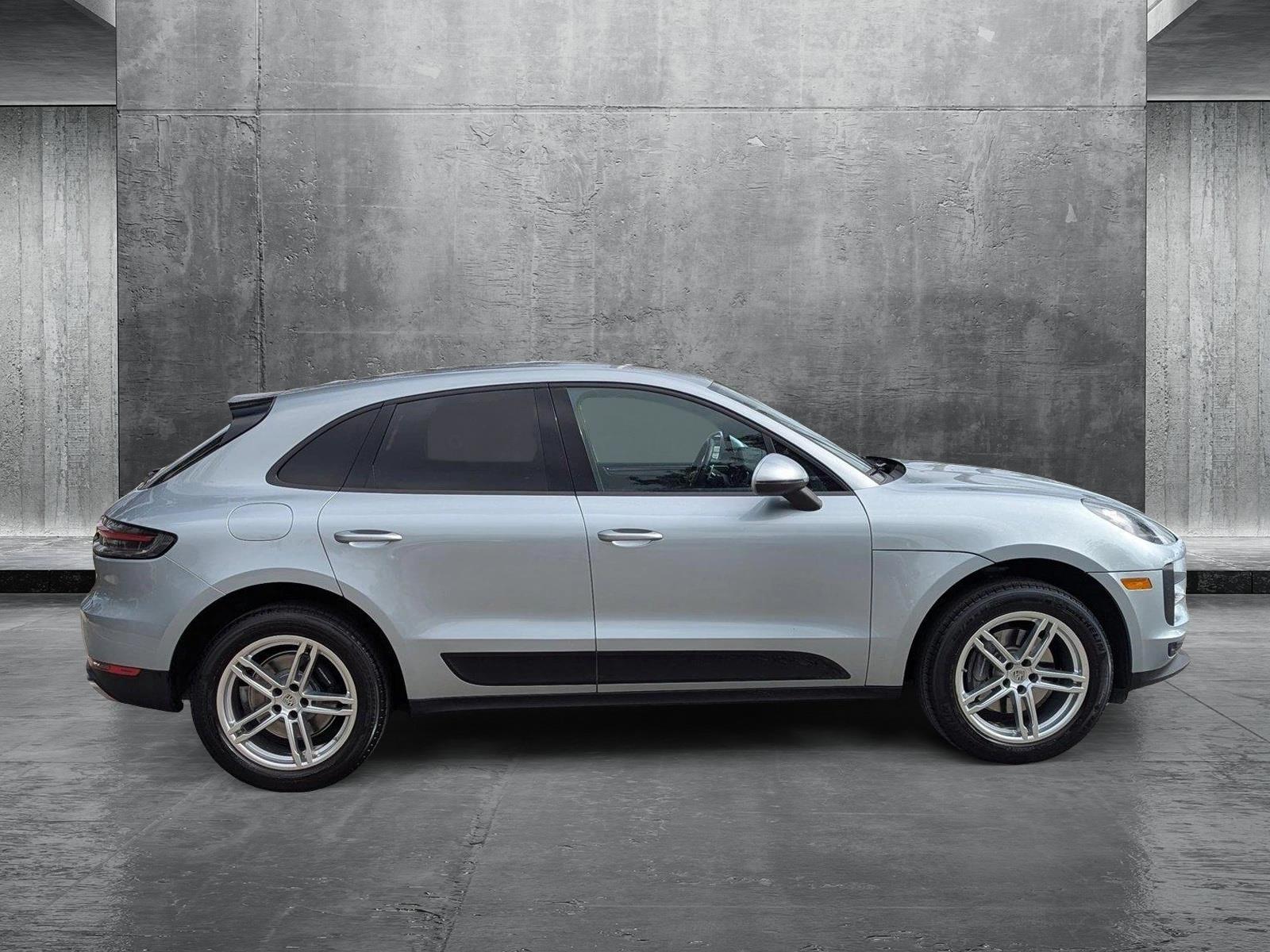 2020 Porsche Macan Vehicle Photo in Delray Beach, FL 33444