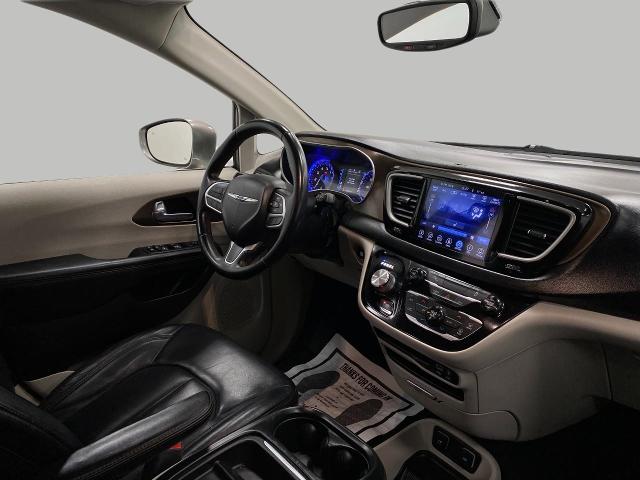 2017 Chrysler Pacifica Vehicle Photo in Appleton, WI 54913