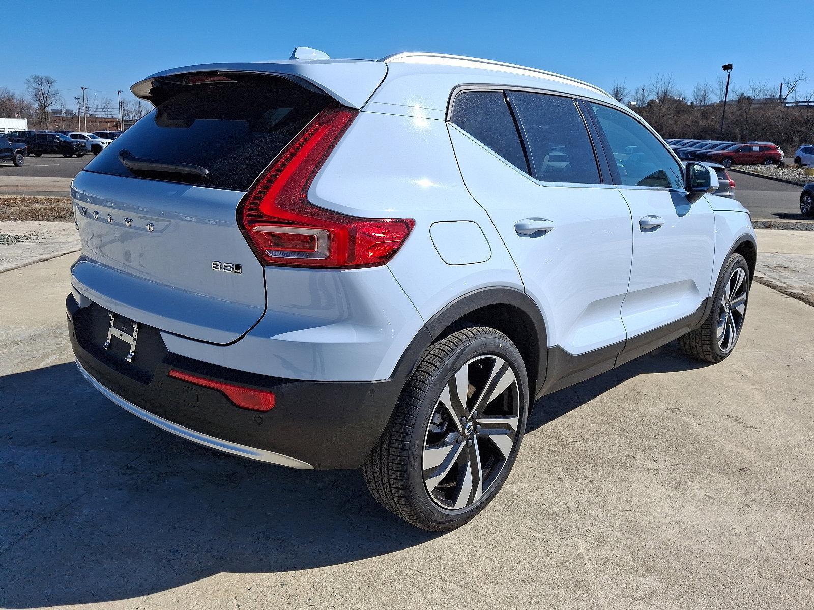 2025 Volvo XC40 Vehicle Photo in Trevose, PA 19053