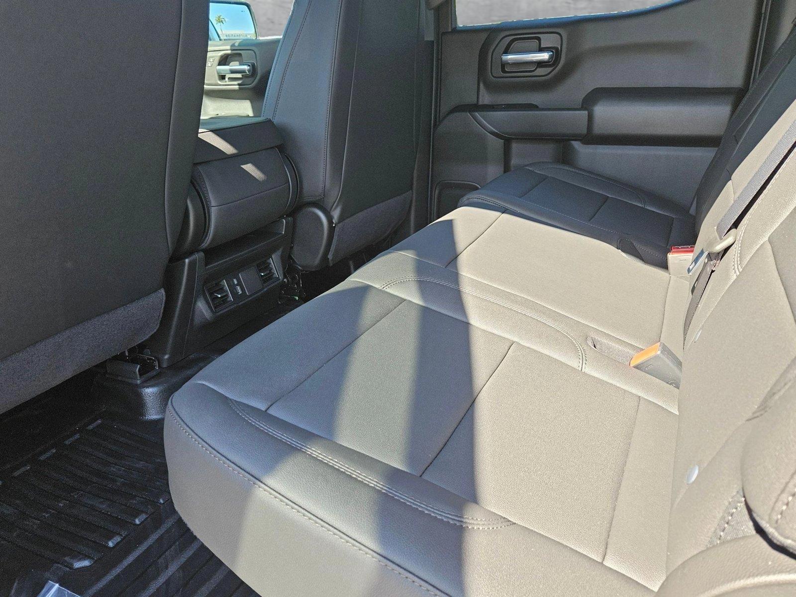 2025 Chevrolet Silverado 1500 Vehicle Photo in GREENACRES, FL 33463-3207