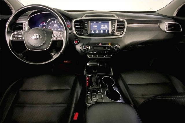 2020 Kia Sorento Vehicle Photo in Lees Summit, MO 64086