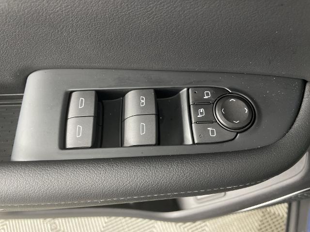 2025 Buick Enclave Vehicle Photo in GILBERT, AZ 85297-0402