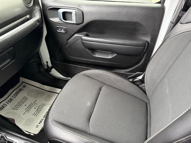 2021 Jeep Gladiator Vehicle Photo in COLUMBIA, MO 65203-3903