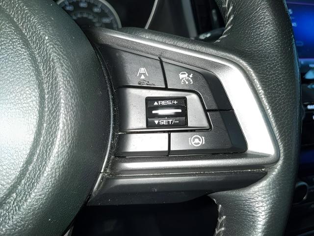 2022 Subaru Ascent Vehicle Photo in Green Bay, WI 54304