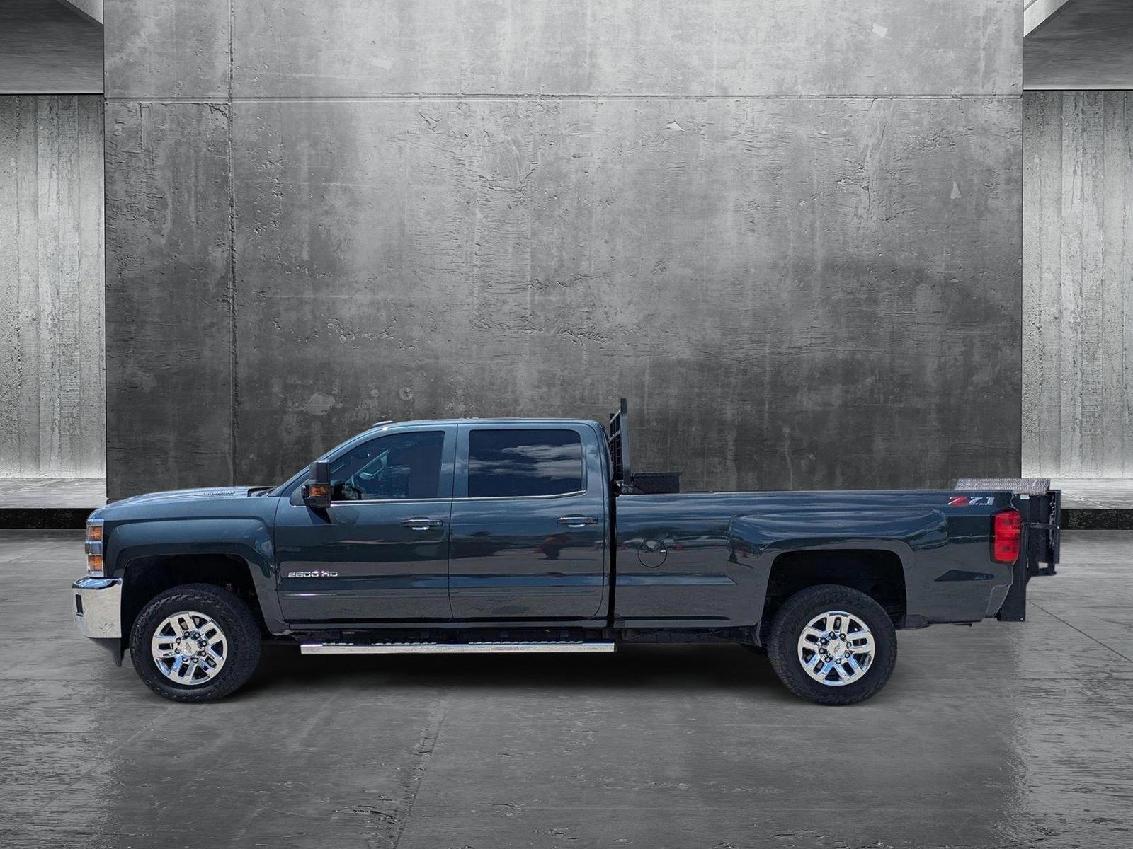 2018 Chevrolet Silverado 2500 HD Vehicle Photo in GREENACRES, FL 33463-3207