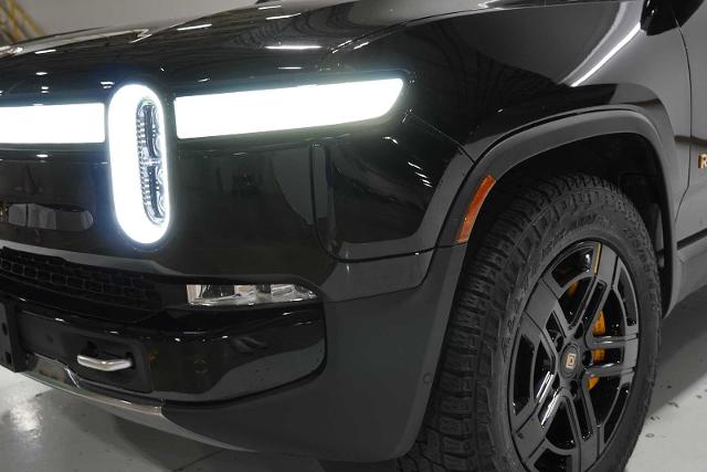 2023 Rivian R1S Vehicle Photo in GRAPEVINE, TX 76051