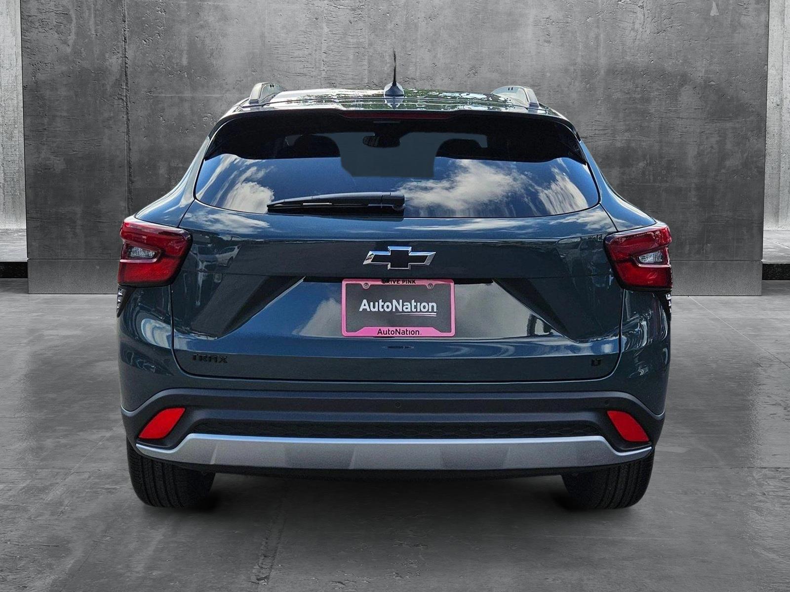 2025 Chevrolet Trax Vehicle Photo in GREENACRES, FL 33463-3207