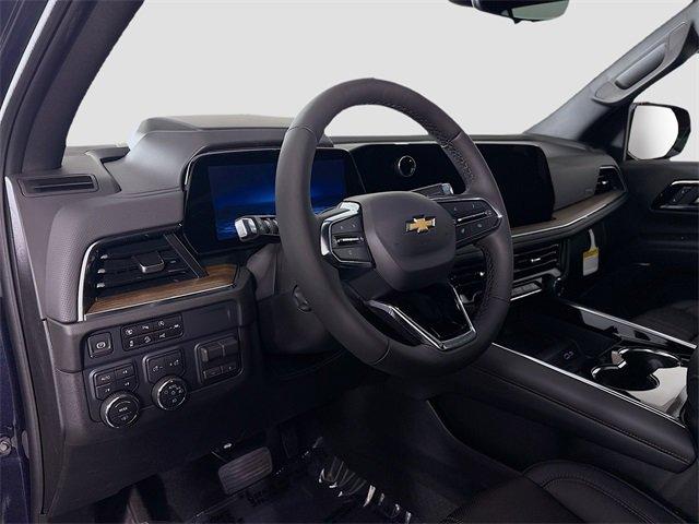 2025 Chevrolet Suburban Vehicle Photo in PUYALLUP, WA 98371-4149