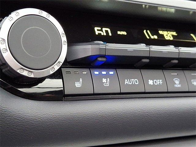 2023 Toyota Sequoia Vehicle Photo in Willow Grove, PA 19090