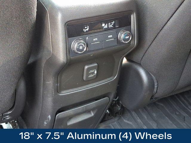 2019 GMC Acadia Vehicle Photo in DANBURY, CT 06810-5034