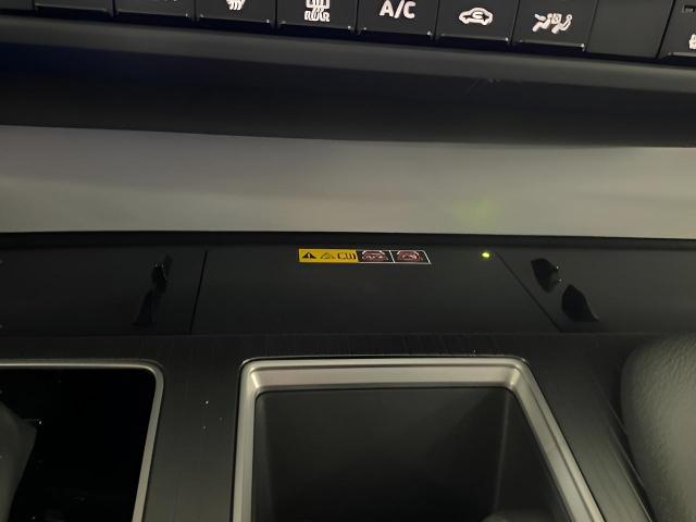 2025 Toyota Sienna Vehicle Photo in Oshkosh, WI 54904