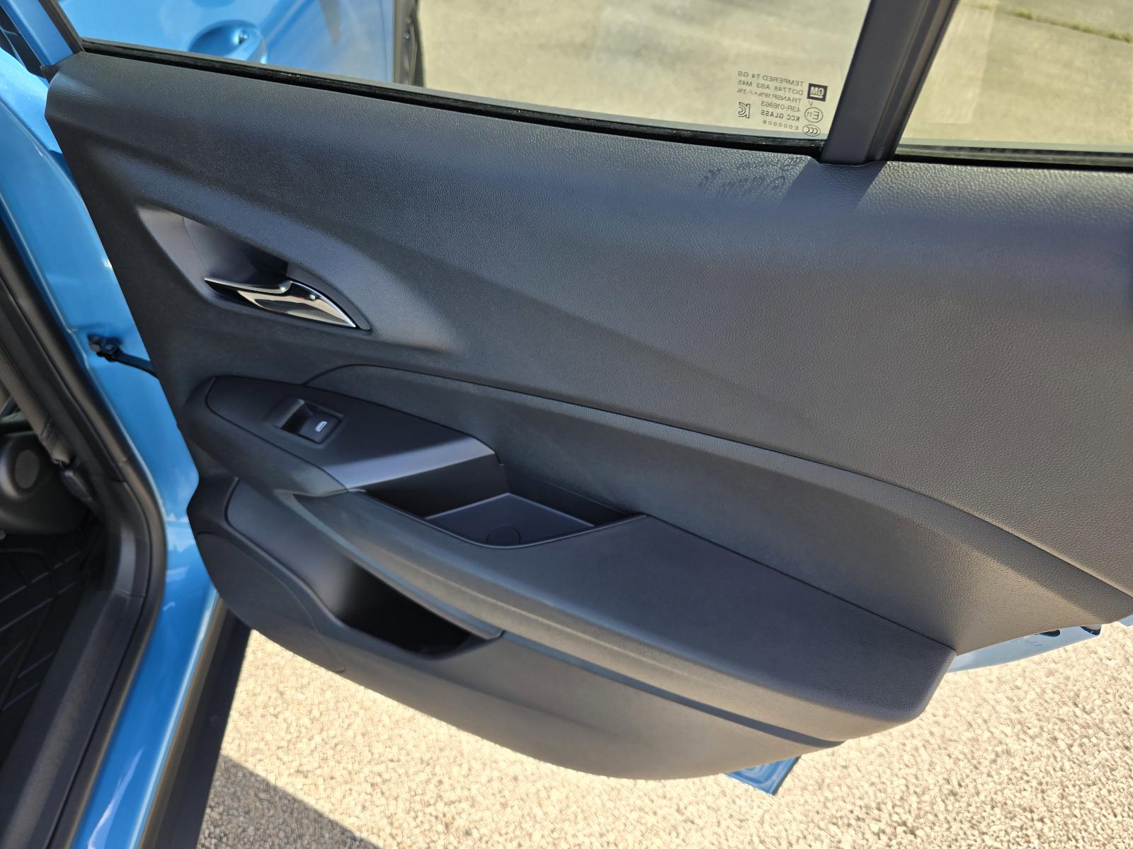 2025 Chevrolet Trax Vehicle Photo in Rolla, MO 65401